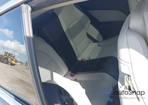 2014 Mercedes-Benz E 350 z USA, uszkodzony, nr VIN WDDKJ5KB0EF278800